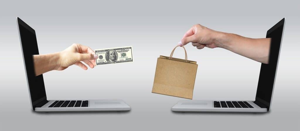 social media marketing paid vs. organic